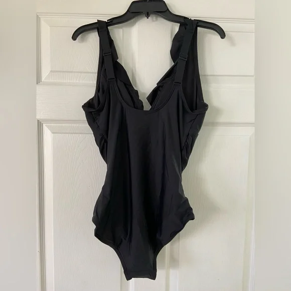 NWT DKNY Black Ruffle V-Neck Swimsuit UPF 40+ Womens Size Large - Picture 3 of 7